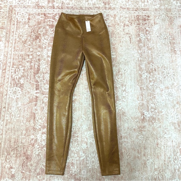 Nwt Metallic Stingray Whbm Golden Suede Leggings